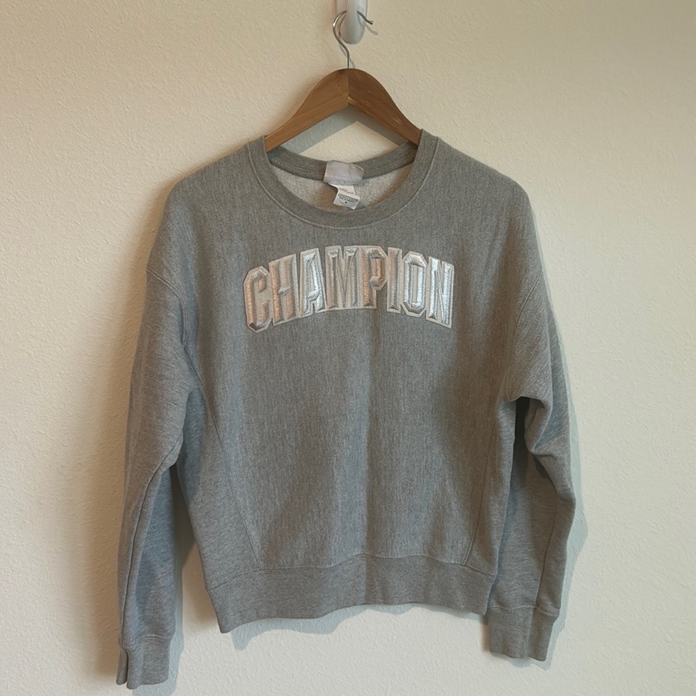Champion medium sweatshirt grey white logo letter top long sleeve shirt …